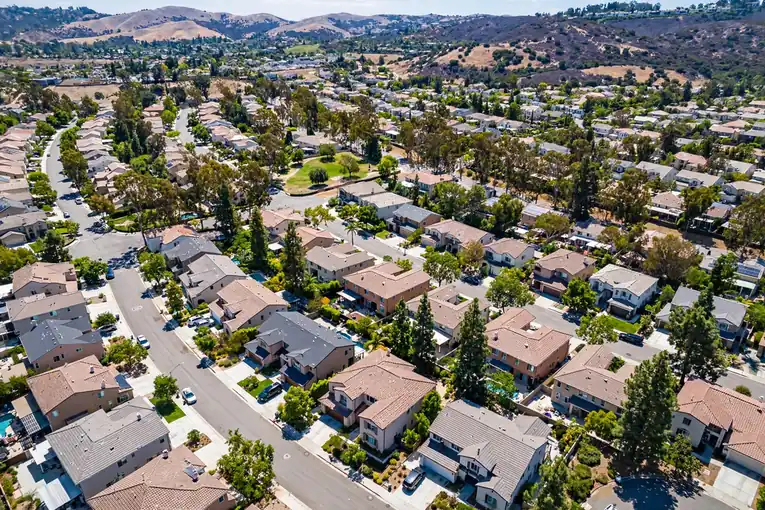 Reemplazo de techo en Blackstone, Brea, CA 92821