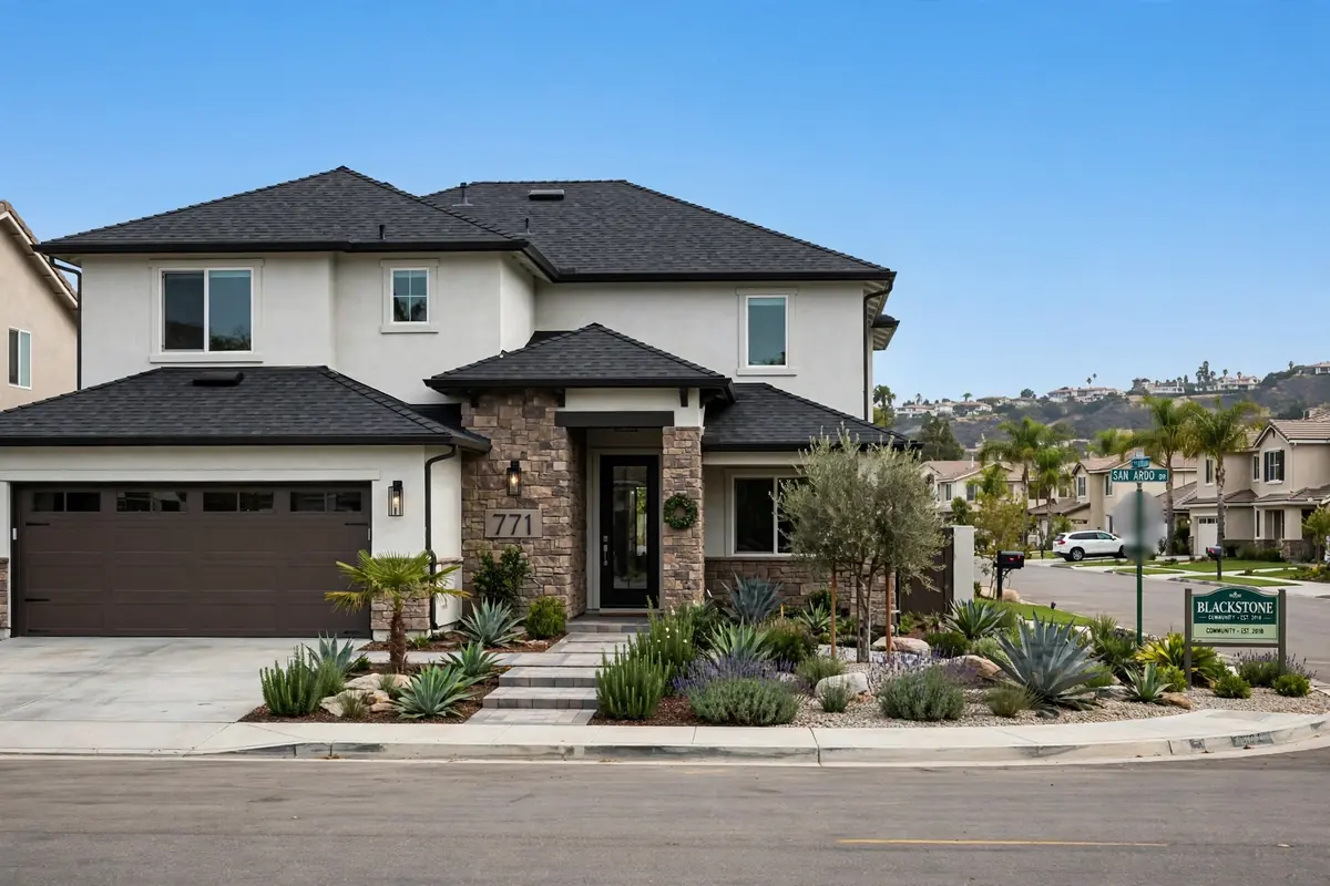 Reemplazo de techo de tejas asfalticas en Blackstone, Brea, CA 92821